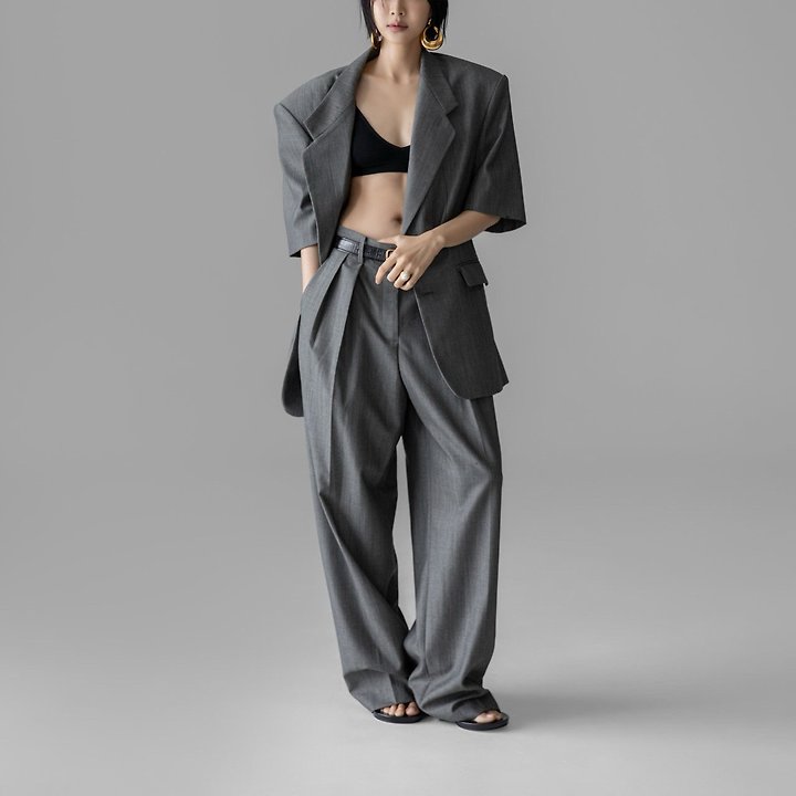Paper Moon - Korean Women Fashion - #momslook - Half-Sleeve Summer Wool Blazer - 3