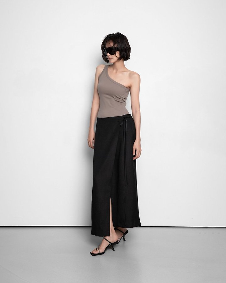 Paper Moon - Korean Women Fashion - #shopsmall - Diagonal One-Shoulder Tank Top - 2