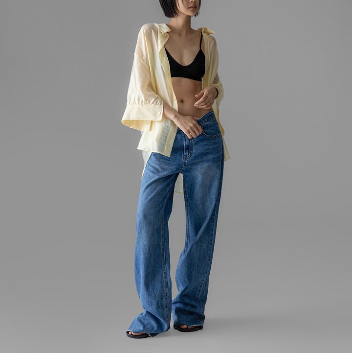 Paper Moon - Korean Women Fashion - #thatsdarling - Classic Low-Cut Wide-Fit Mid-Blue Jeans - 7