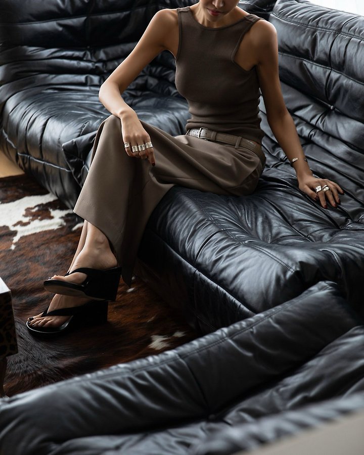 Paper Moon - Korean Women Fashion - #thelittlethings - Classic Backless Detail Sleeveless Knit Top - 2
