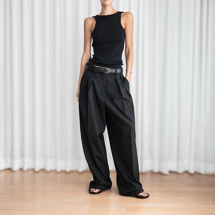 Paper Moon - Korean Women Fashion - #womensfashion - Classic Backless Detail Sleeveless Knit Top - 2