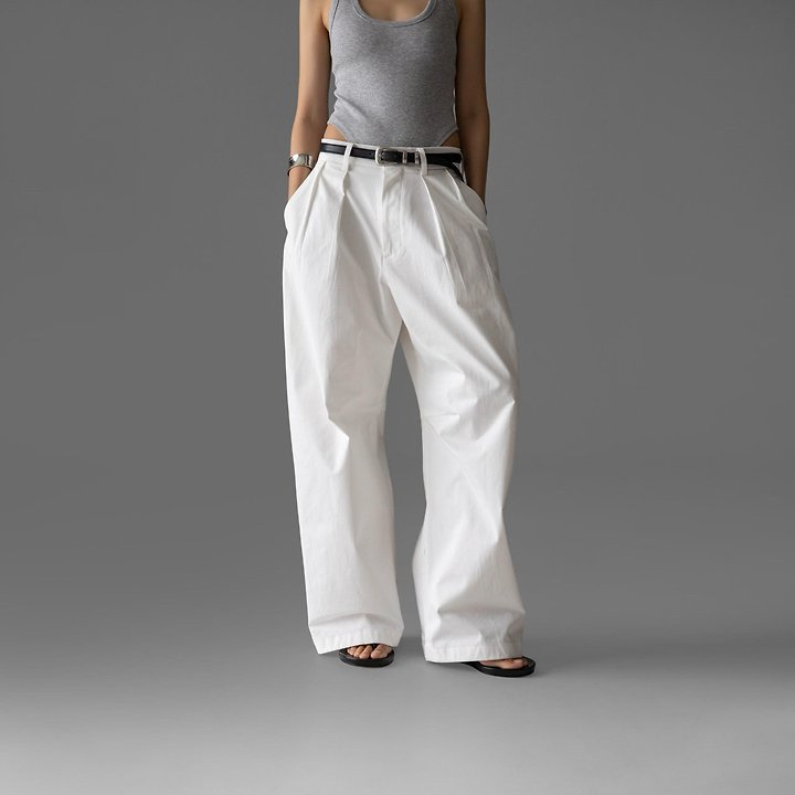 Paper Moon - Korean Women Fashion - #womensfashion - Curved Volume Wide Chino Pants - 2