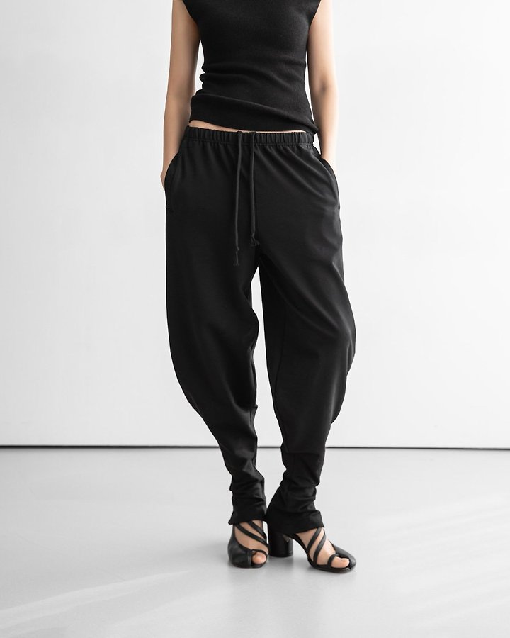 Paper Moon - Korean Women Fashion - #womensfashion - Curved Balloon-Leg Jersey Pants