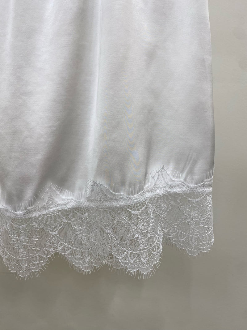 Person - Korean Women Fashion - #momslook - Lace Mini Skirt - 2