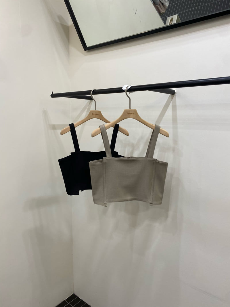 Person - Korean Women Fashion - #momslook - Sleeveless Layer Vest