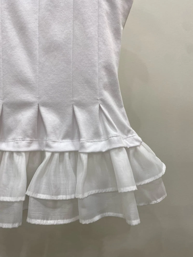 Person - Korean Women Fashion - #momslook - Jenny Sleeveless Top - 9