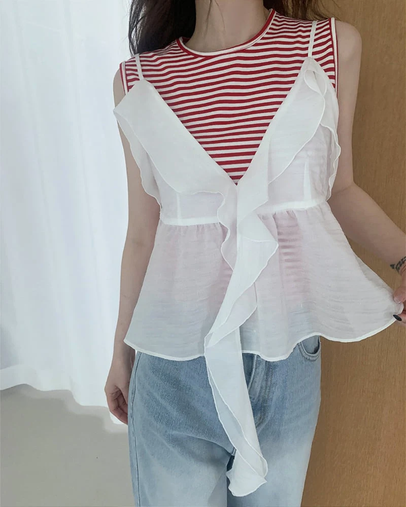 Person - Korean Women Fashion - #momslook - Striped Crop Sleeveless Top - 10