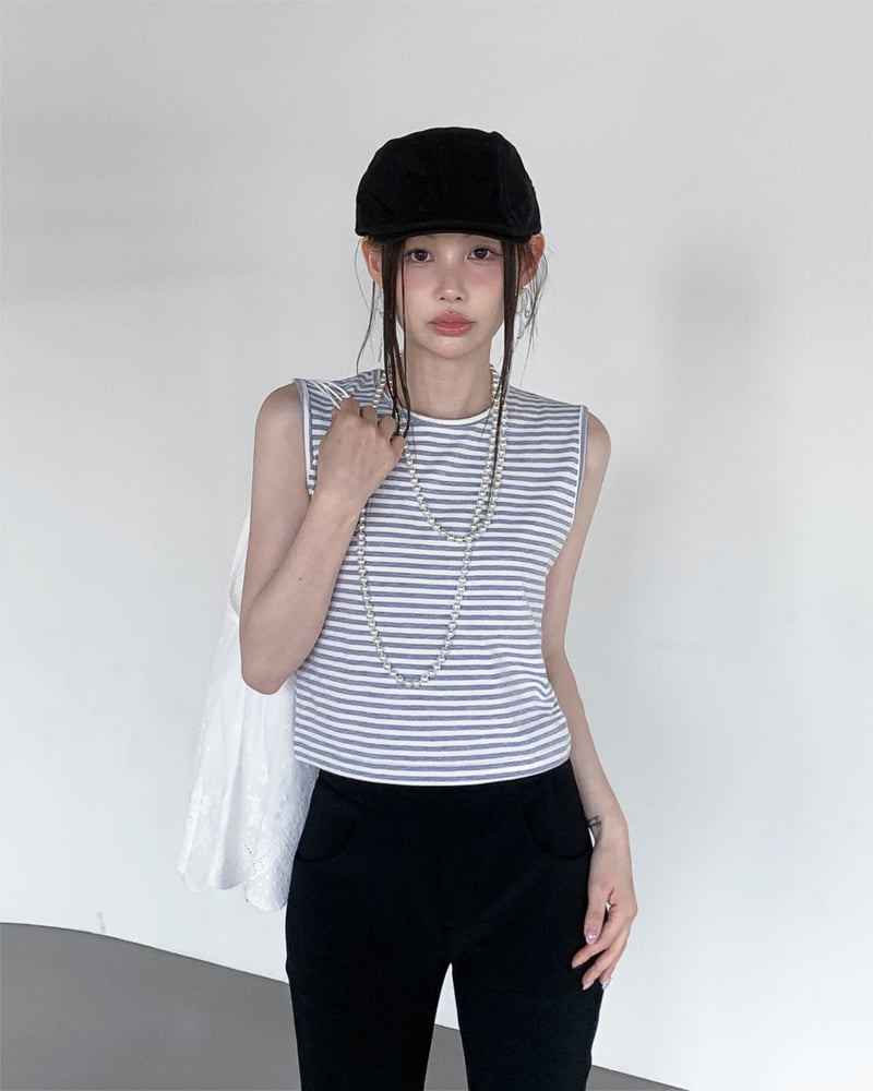 Person - Korean Women Fashion - #momslook - Striped Crop Sleeveless Top - 6