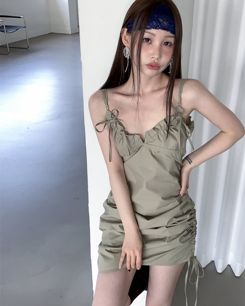 Person - Korean Women Fashion - #momslook - Mimi Shirring One-piece - 3