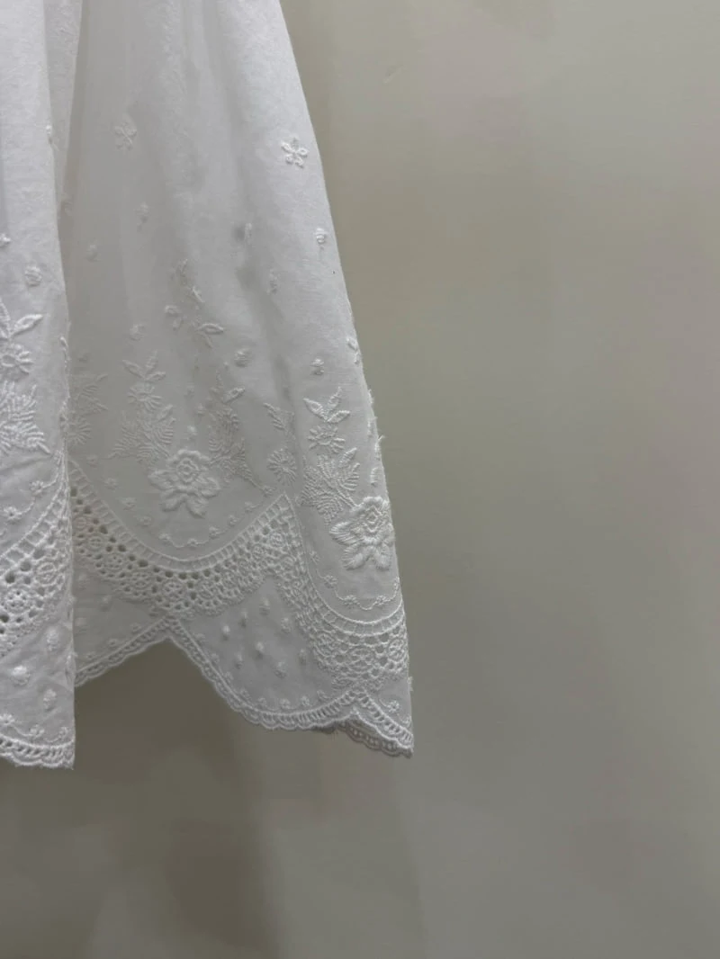 Person - Korean Women Fashion - #momslook - Punching Halter Blouse - 10