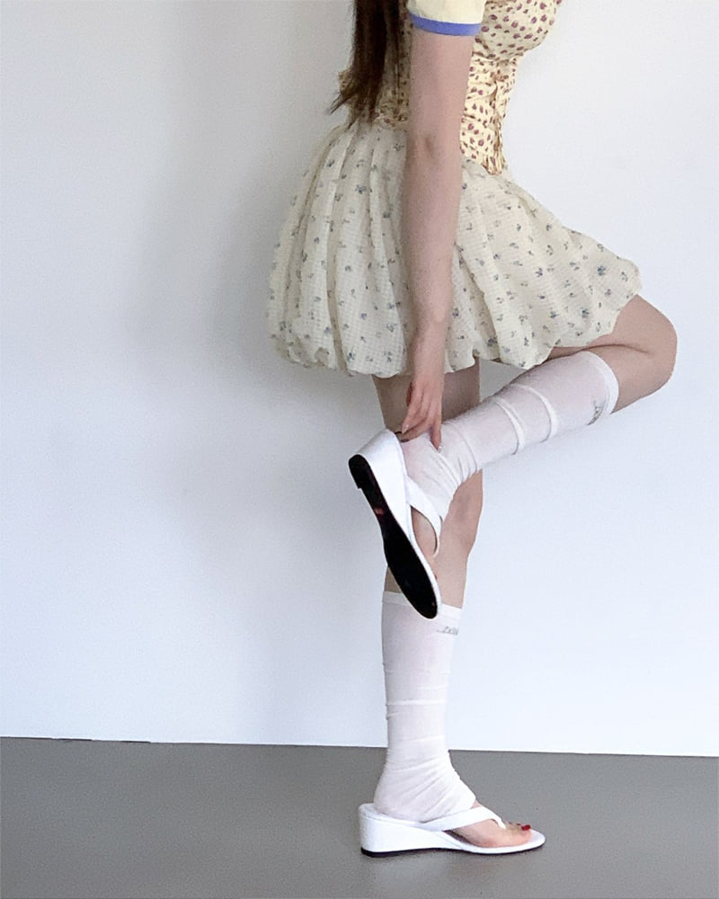 Person - Korean Women Fashion - #momslook - Rose Balloon Skirt - 6