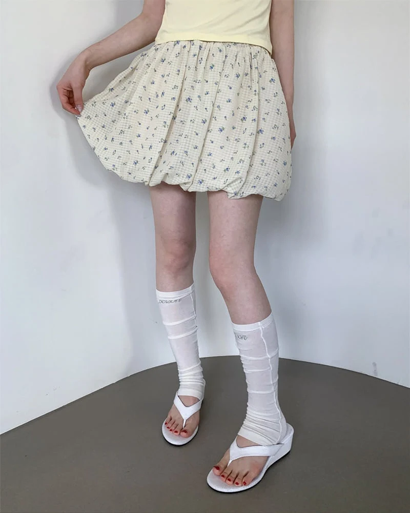 Person - Korean Women Fashion - #momslook - Rose Balloon Skirt - 7