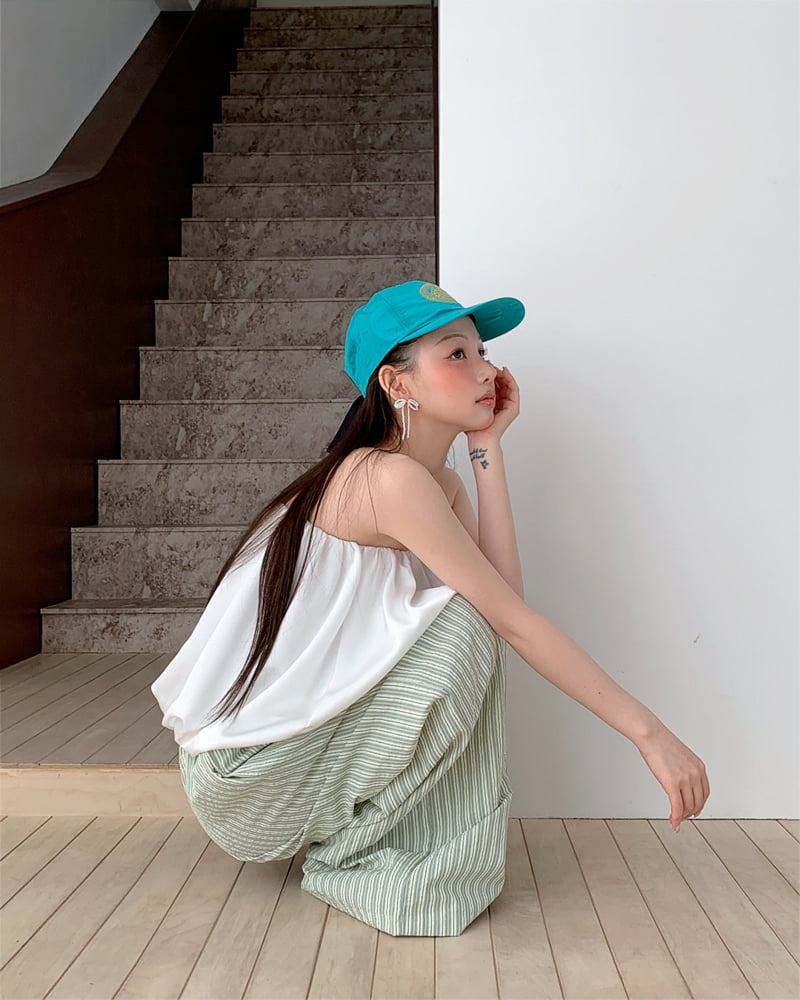 Person - Korean Women Fashion - #momslook - Melon Wide Pants - 5
