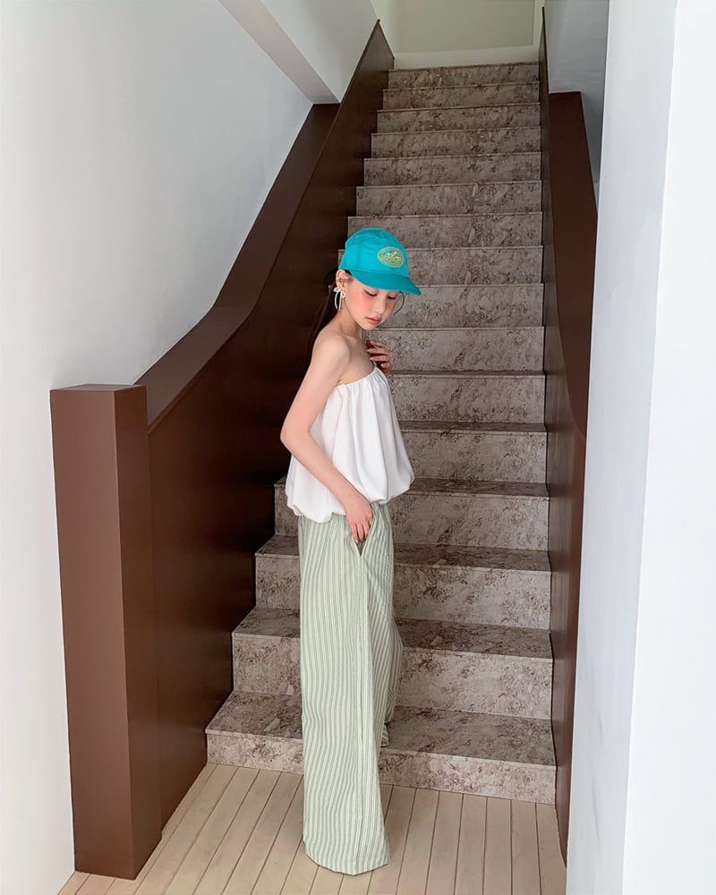 Person - Korean Women Fashion - #momslook - Melon Wide Pants - 9