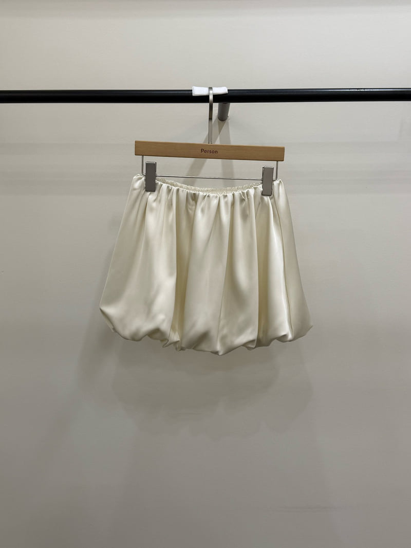 Person - Korean Women Fashion - #momslook - Balloon Top Blouse - 11