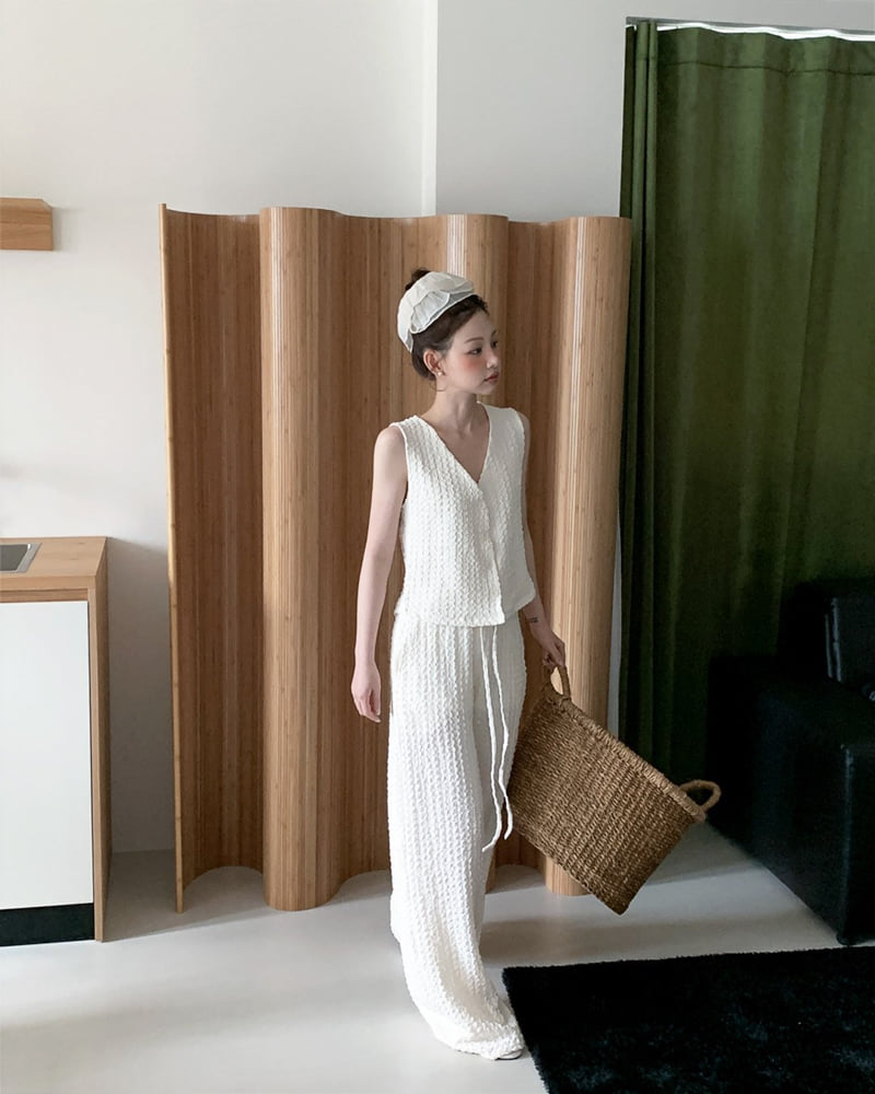 Person - Korean Women Fashion - #restrostyle - Curly Pants - 5