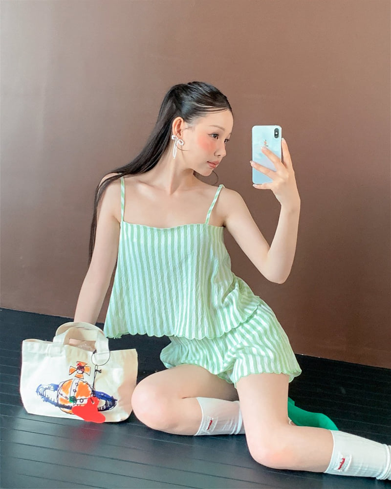 Person - Korean Women Fashion - #restrostyle - Rona Wave Top Blouse - 10