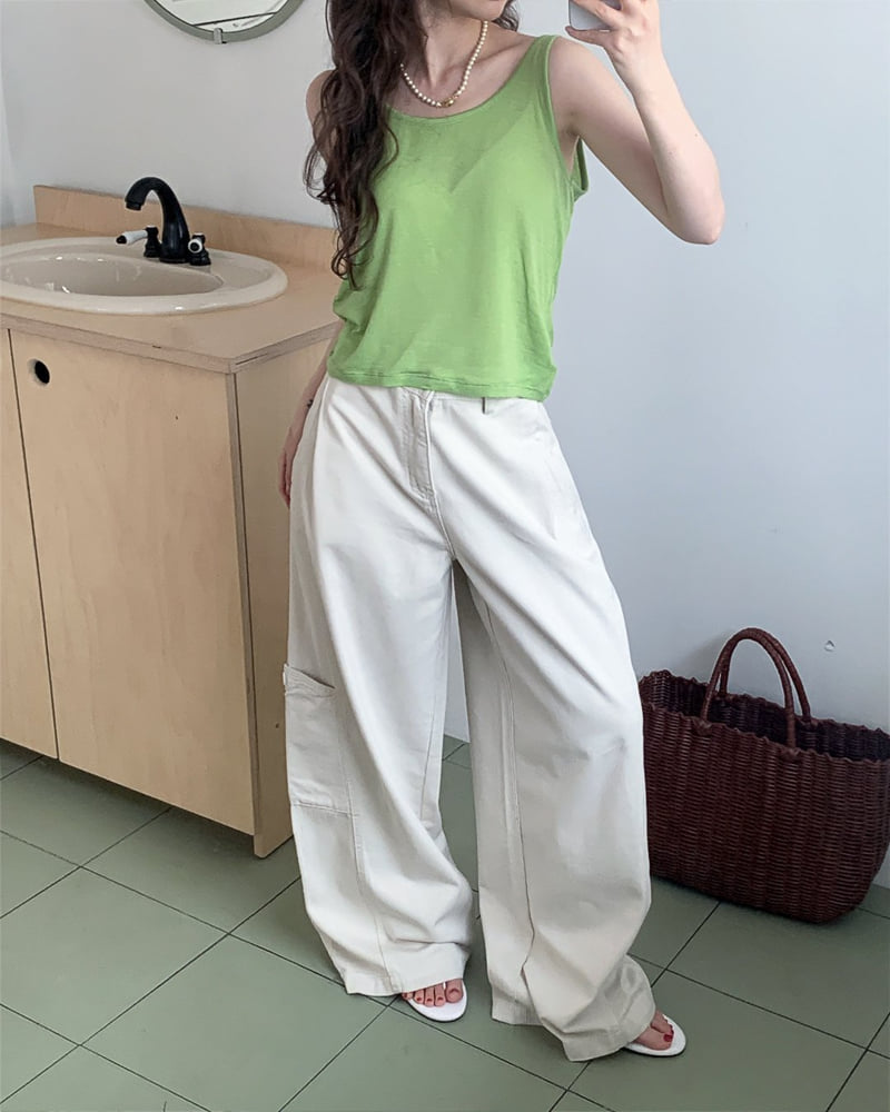 Person - Korean Women Fashion - #romanticstyle - Color Sleeveless Top - 5