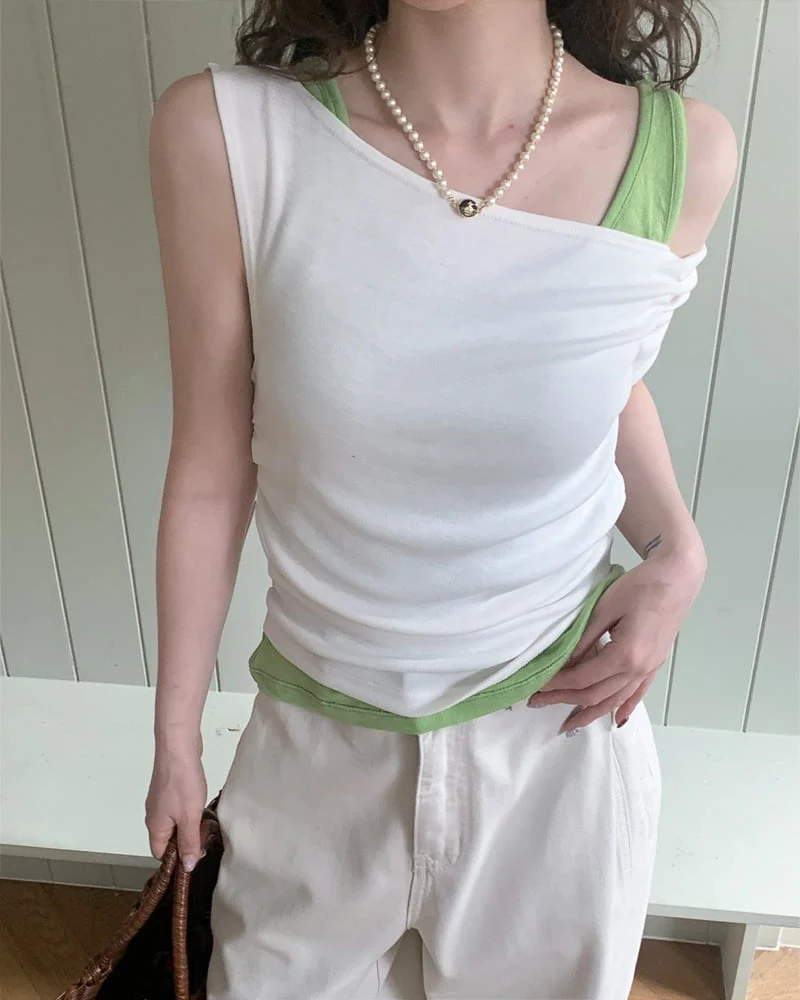Person - Korean Women Fashion - #restrostyle - Diagonal Off-Shoulder Tee - 4