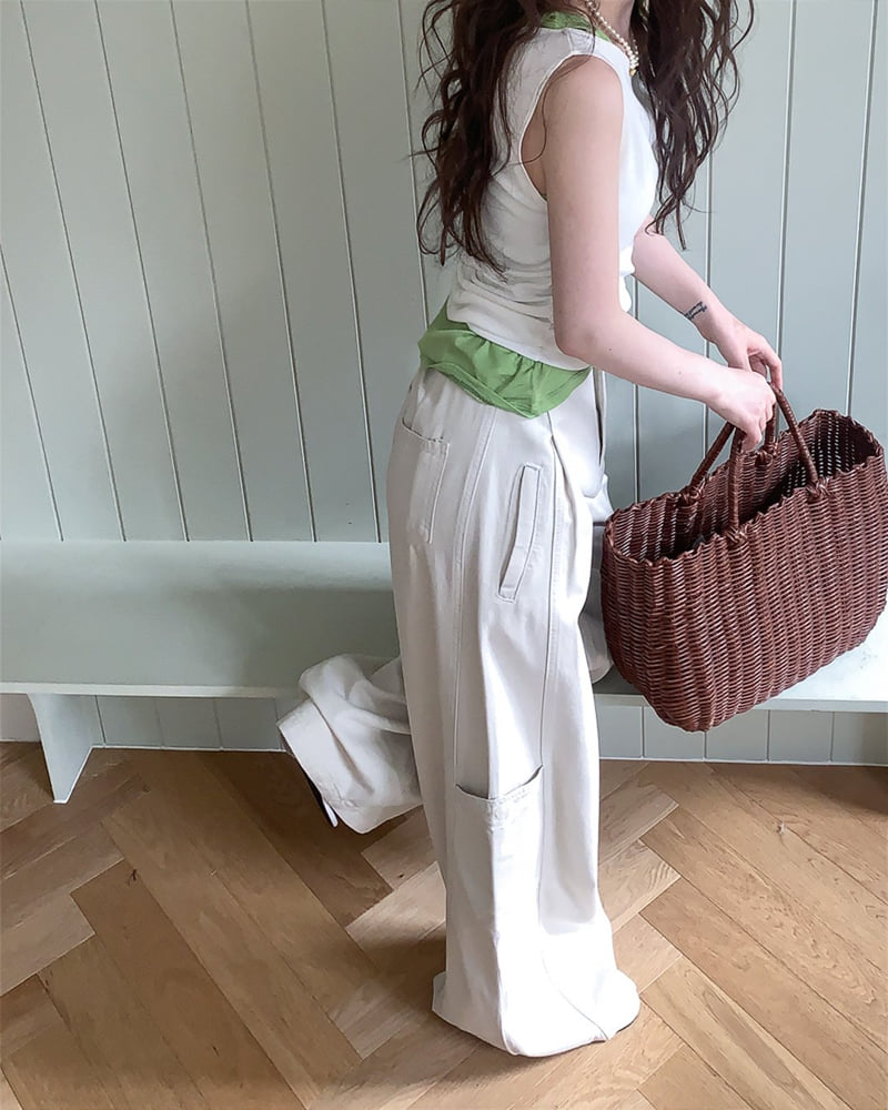 Person - Korean Women Fashion - #thatsdarling - Diagonal Off-Shoulder Tee - 6