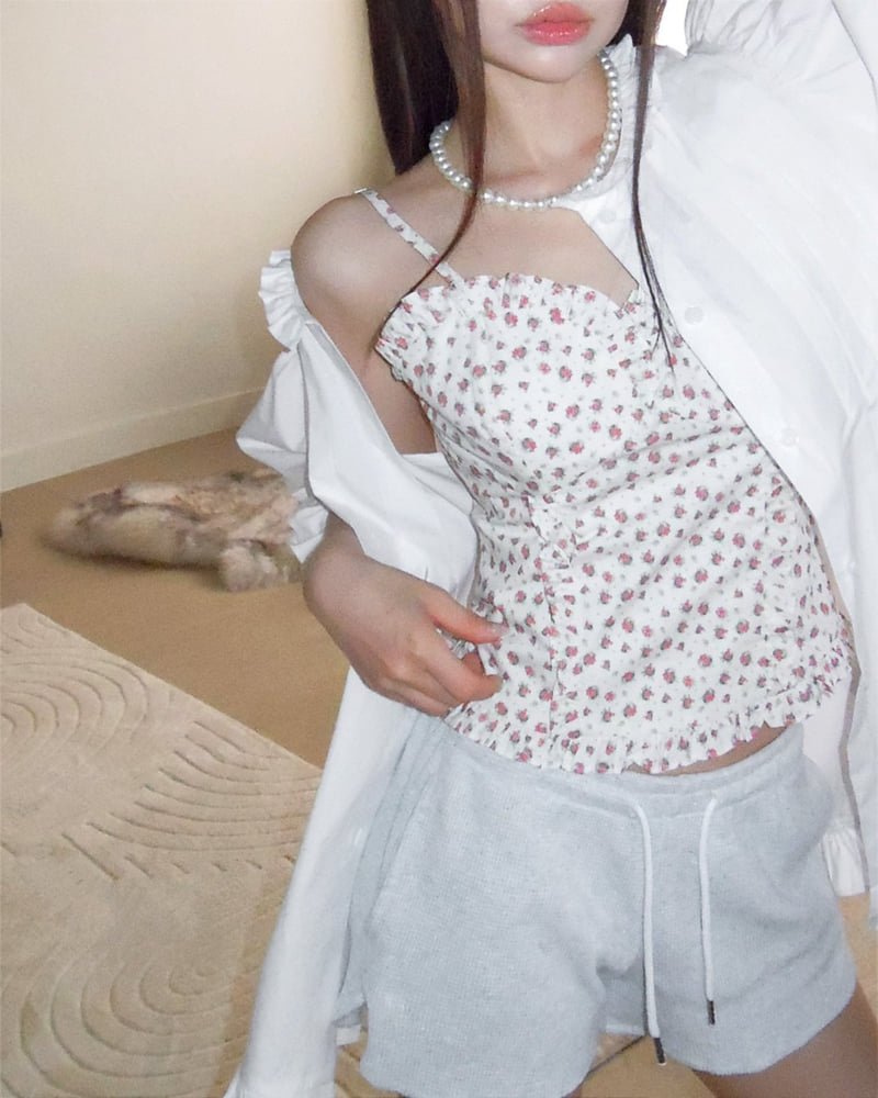 Person - Korean Women Fashion - #thatsdarling - Frill Puff Balloon Blouse - 10