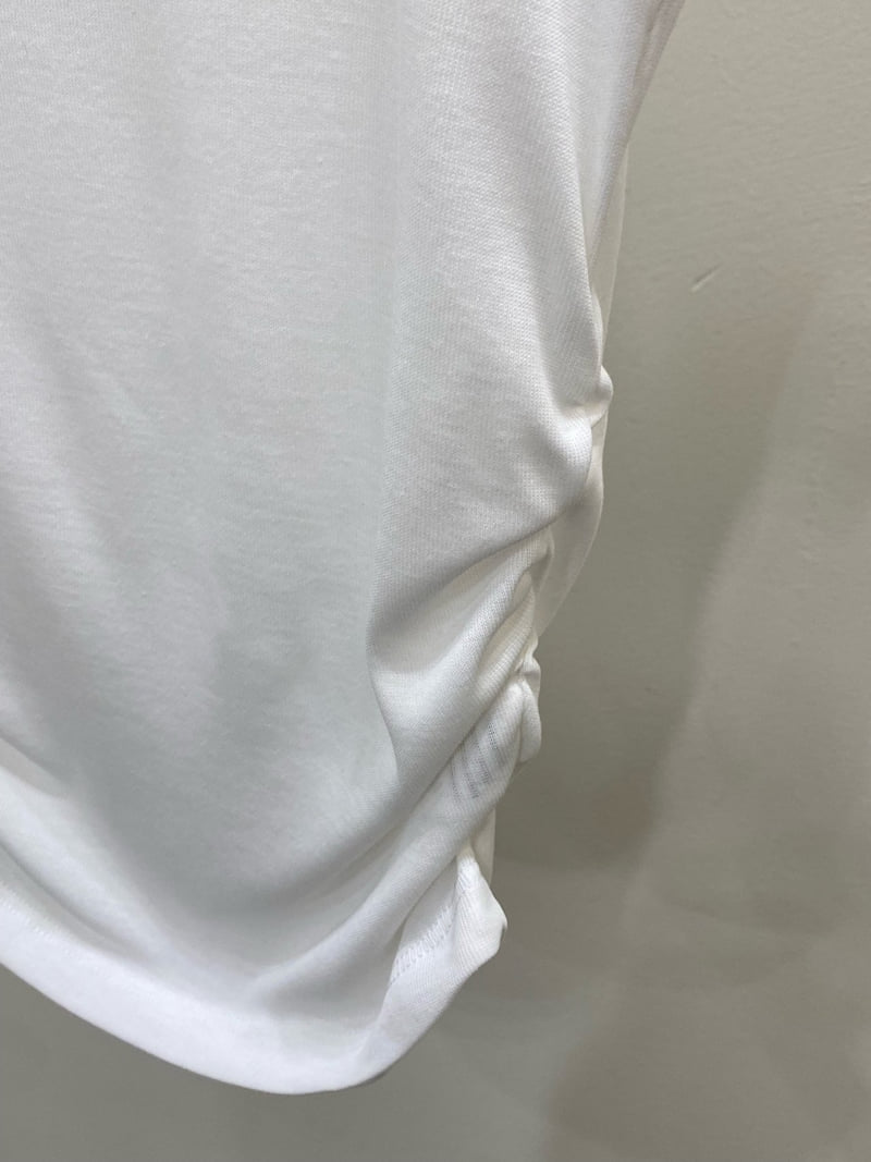 Person - Korean Women Fashion - #thelittlethings - Shirring Padded Short-Sleeve Tee - 2