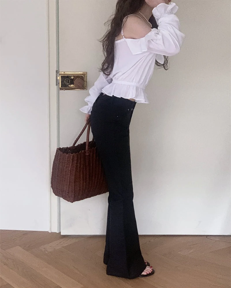 Person - Korean Women Fashion - #vintagekidsstyle - Off-Shoulder Frill Blouse - 6