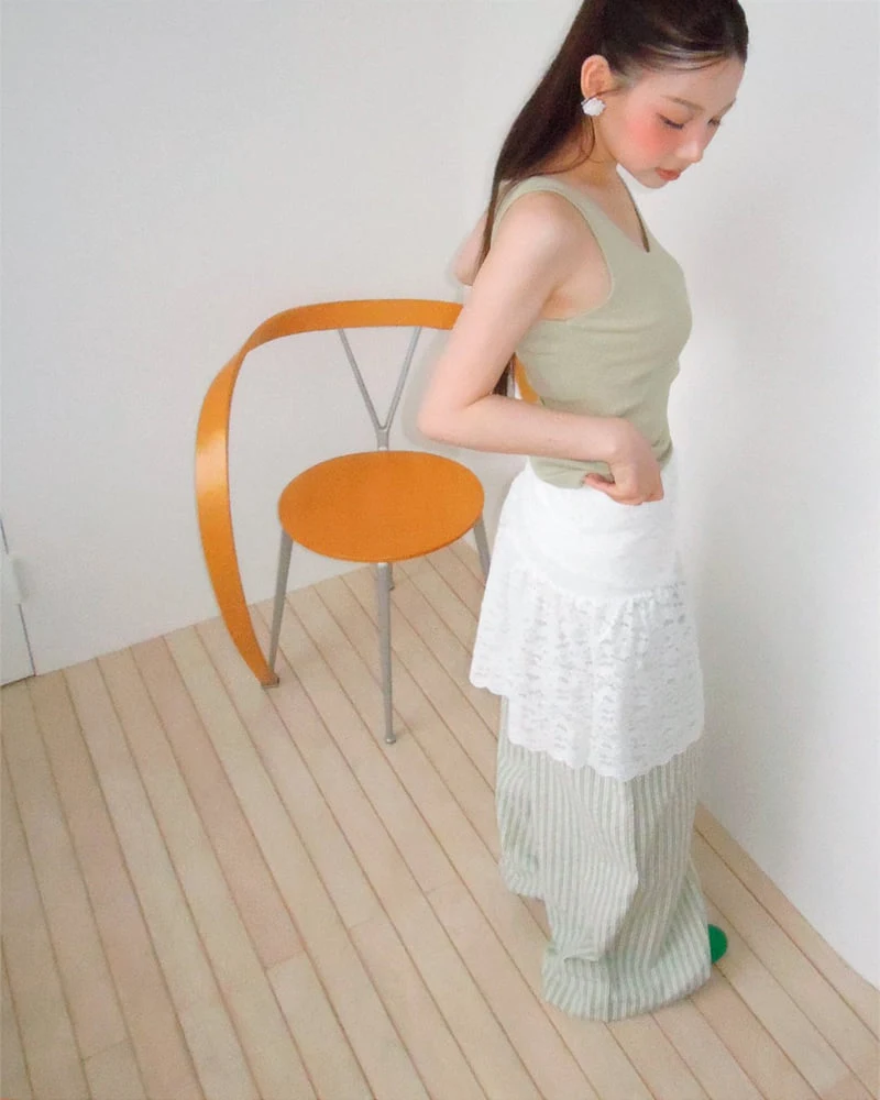 Person - Korean Women Fashion - #vintagekidsstyle - Return Contrast Trim Sleeveless Top - 11