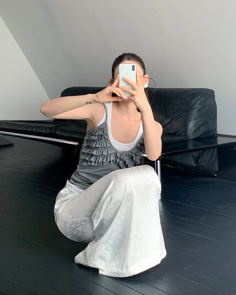 Person - Korean Women Fashion - #vintagekidsstyle - CC Frill Sleeveless Top - 10