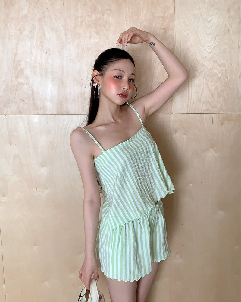 Person - Korean Women Fashion - #vintagekidsstyle - Rona Wave Shorts - 9