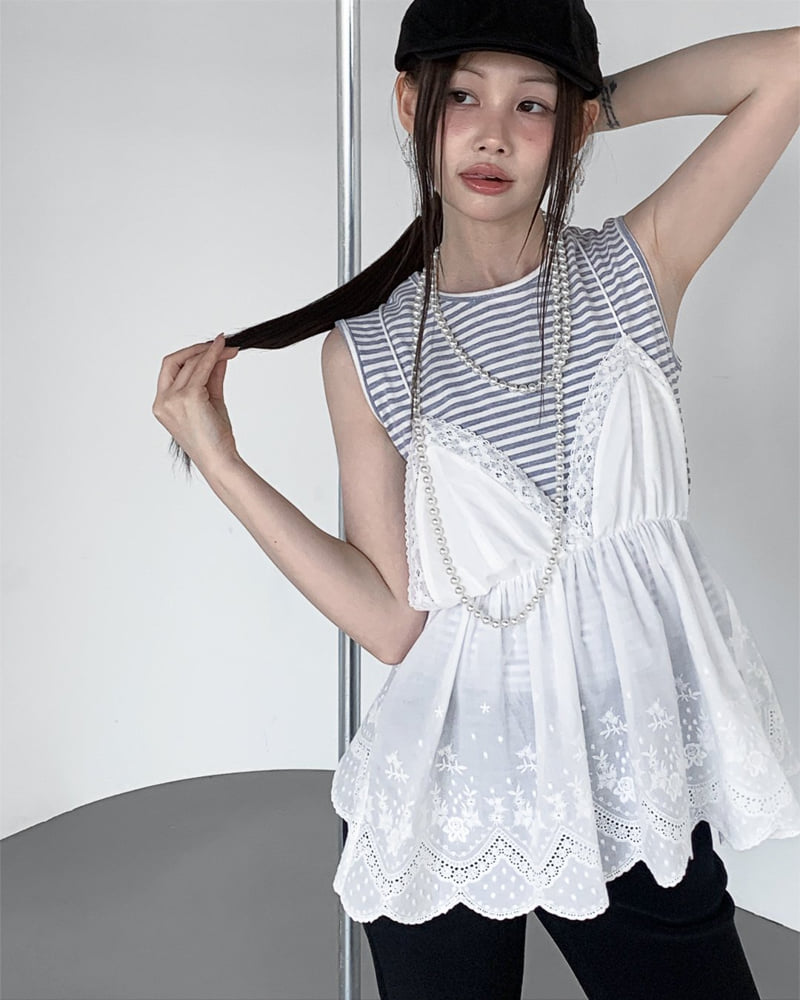 Person - Korean Women Fashion - #womensfashion - Striped Crop Sleeveless Top - 3