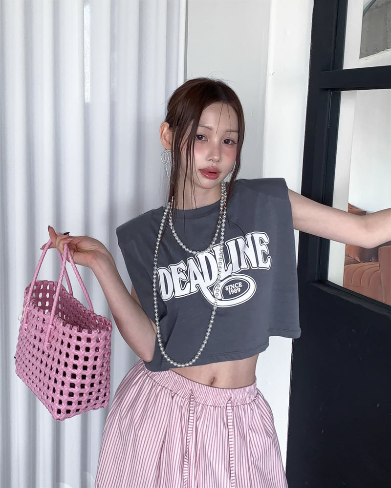 Person - Korean Women Fashion - #womensfashion - Rose Crop Sleeveless Top - 5