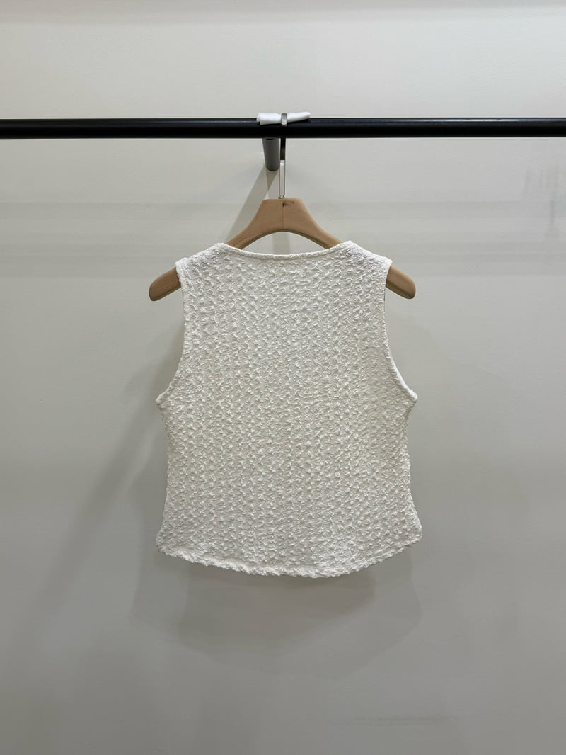 Person - Korean Women Fashion - #womensfashion - Curly Vest - 12