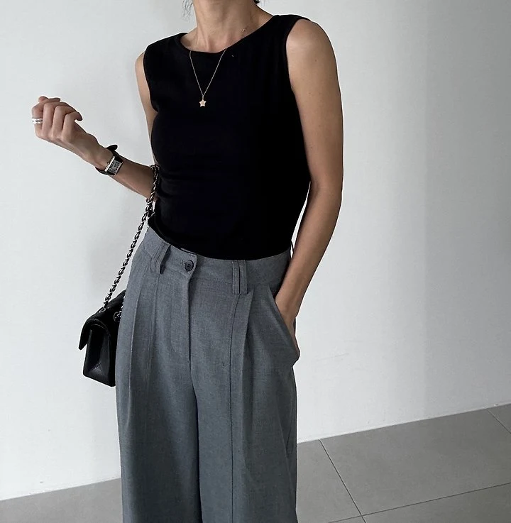 Ripple - Korean Women Fashion - #momslook - Nose Sleeveless Top - 6