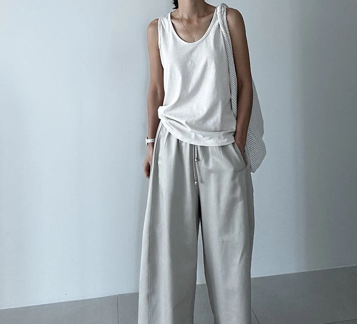 Ripple - Korean Women Fashion - #vintageinspired - Scoop Neck Mercerized Sleeveless Top - 3