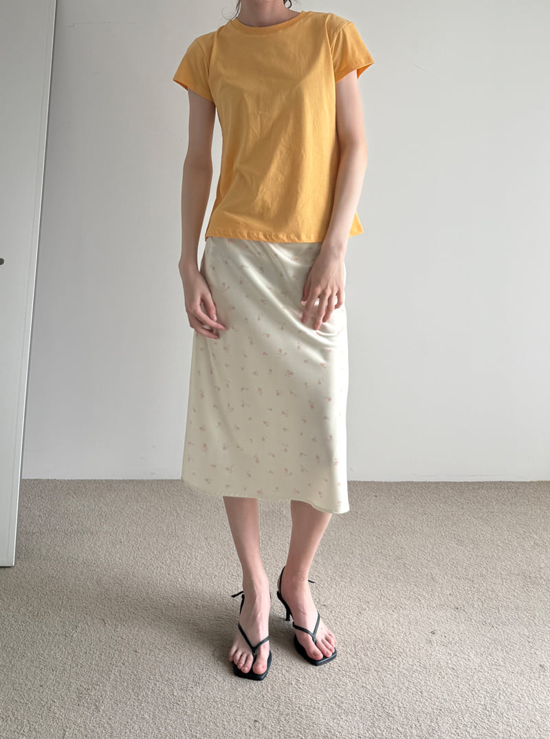 Roomk - Korean Women Fashion - #momslook - Floral Skirt - 11