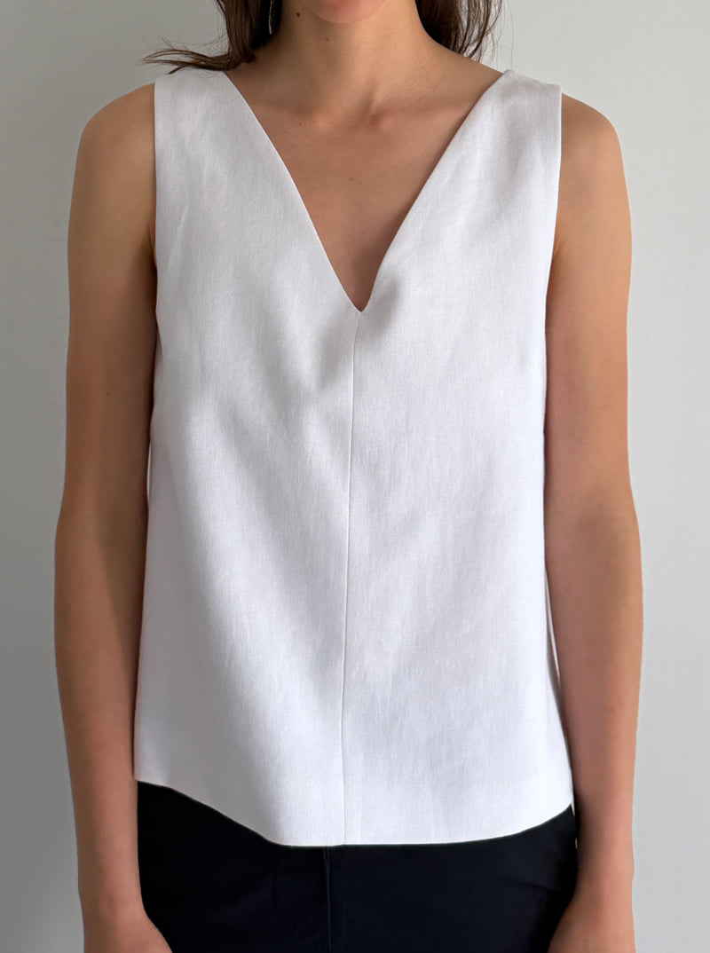 Roomk - Korean Women Fashion - #womensfashion - Classic Sleeveless - 5