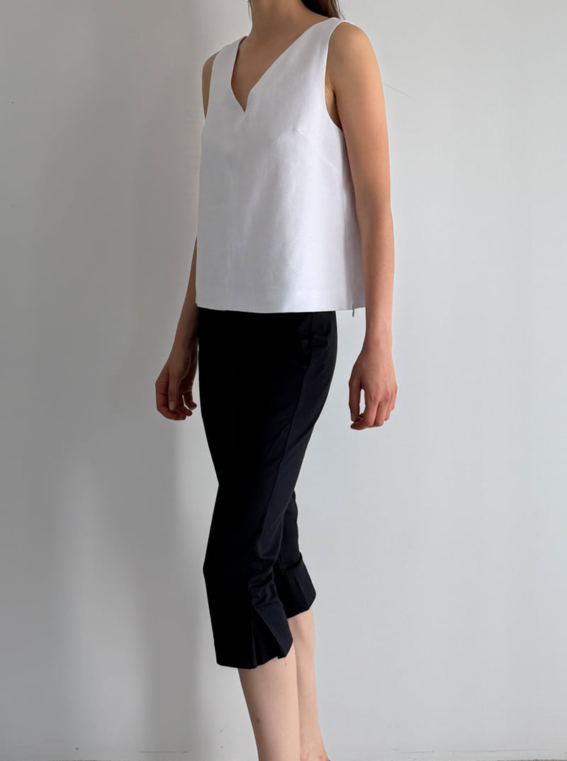 Roomk - Korean Women Fashion - #womensfashion - Classic Sleeveless - 7