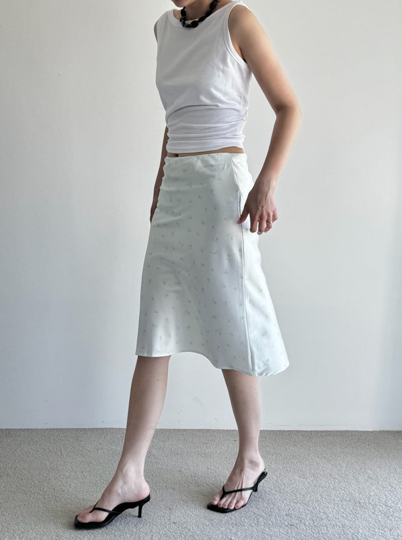 Roomk - Korean Women Fashion - #momslook - Floral Skirt - 4