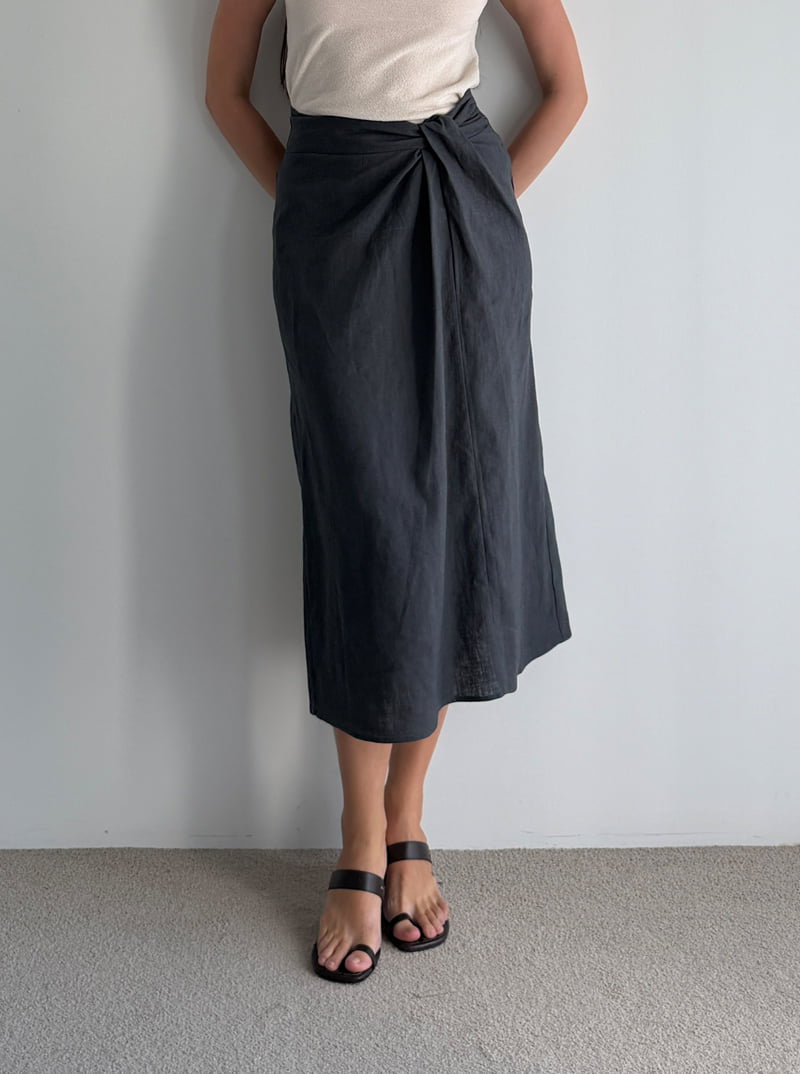Roomk - Korean Women Fashion - #momslook - Twist Skirt - 4