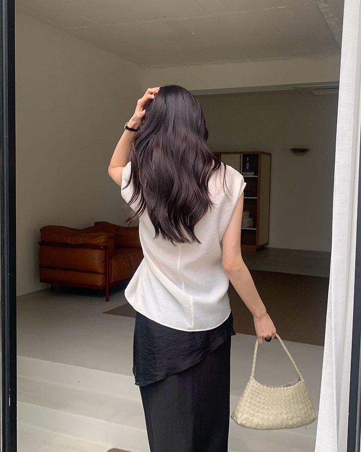 Something Else - Korean Women Fashion - #womensfashion - Manet Side-Button Flare Blouse - 4