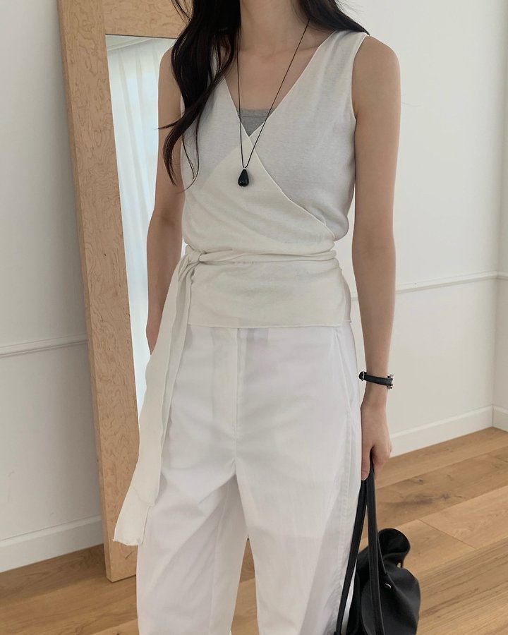 Something Else - Korean Women Fashion - #restrostyle - Hissle Wrap Sleeveless Cardigan - 8