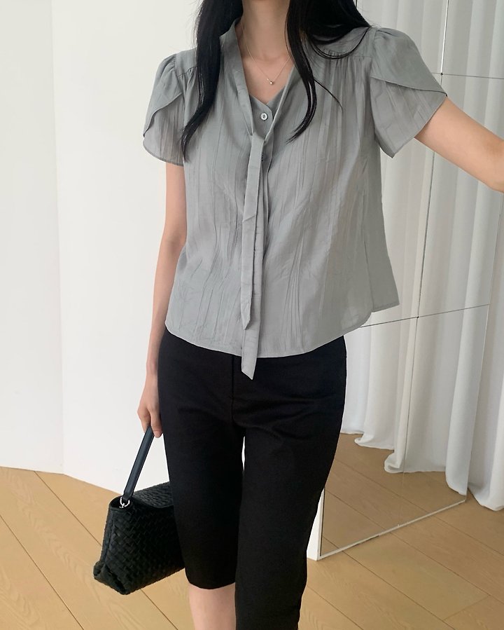 Something Else - Korean Women Fashion - #vintagekidsstyle - Renne Tulip Tie Blouse - 3