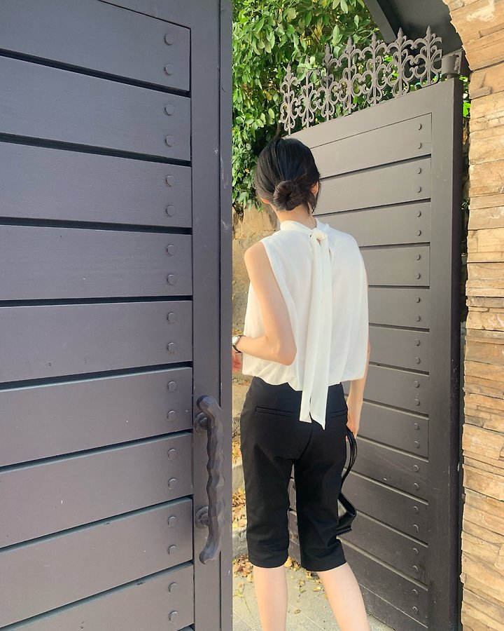 Something Else - Korean Women Fashion - #womensfashion - Riden Capri Pants - 10