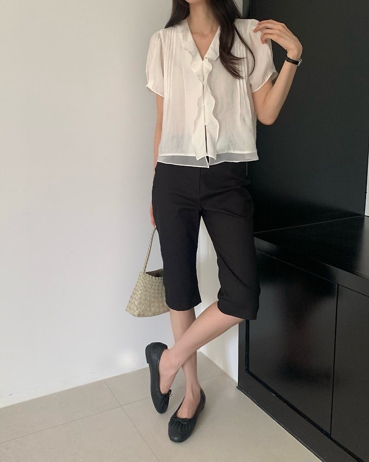 Something Else - Korean Women Fashion - #momslook - Riden Capri Pants - 4