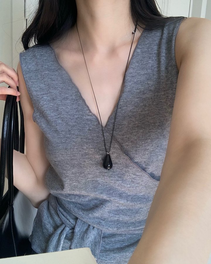 Something Else - Korean Women Fashion - #momslook - Hissle Wrap Sleeveless Cardigan - 4