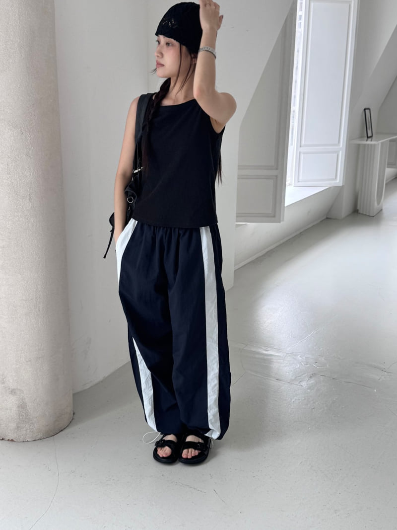 Theres - Korean Women Fashion - #momslook - Contrast Pants - 7