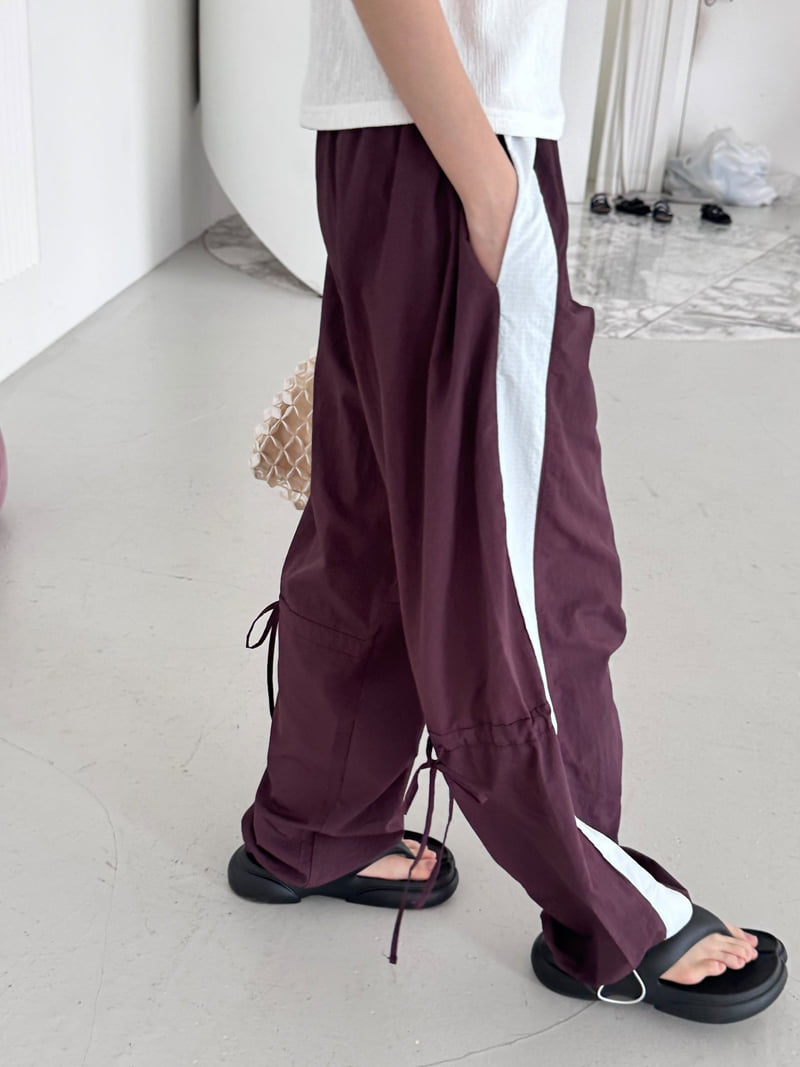 Theres - Korean Women Fashion - #momslook - Contrast Pants - 4