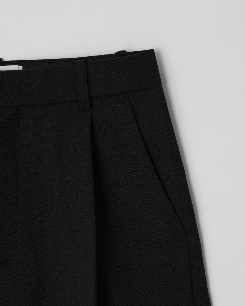 Understanding - Korean Women Fashion - #momslook - Kai One Tuck Half Pants - 11