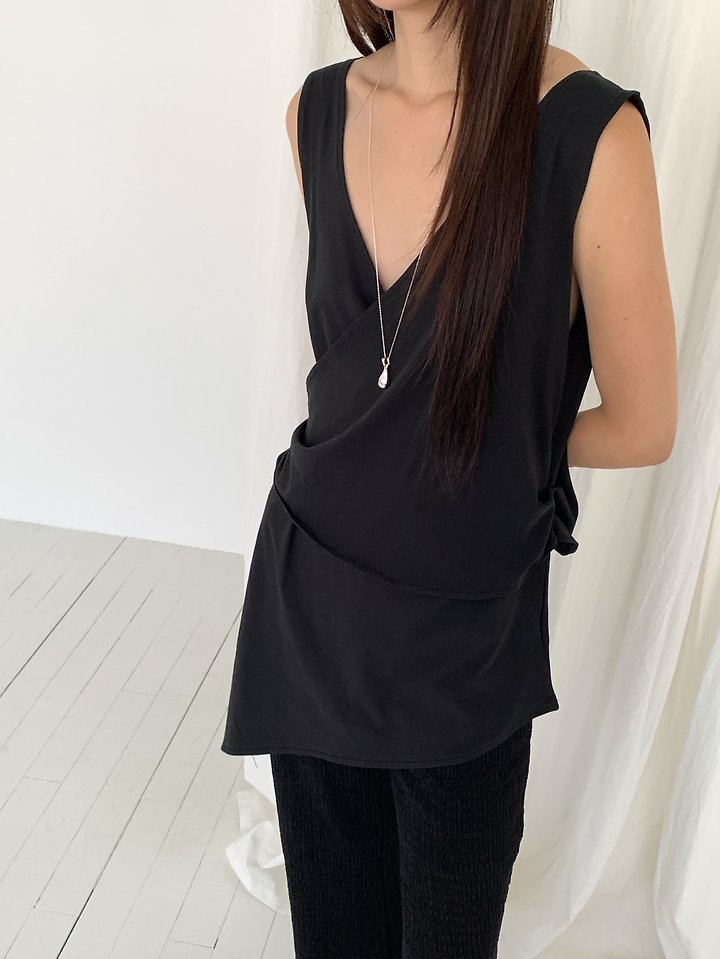 Vive L - Korean Women Fashion - #shopsmall - Anne Double-Layer Sleeveless Top - 5